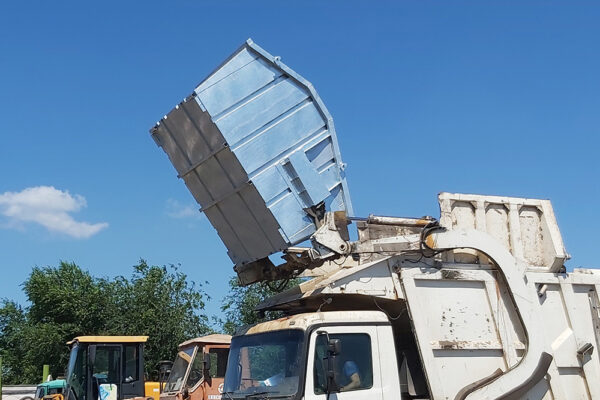 Контейнер для будівельного сміття контейнер для мусора бак сміття, купить, заказать, цена, замовити, купить металлоконструкции, цена на металлоконструкции , завод металлоконструкций купить металлопрокат, производим металлопрокат, услуги металлообработка, Украина, г. Запорожье, ул. Скворцова 240а 38 (097) 228 07 77 Отдел продаж: mk@yugstal.com, sbyt@yugstal.com Приемная: info@yugstal.com